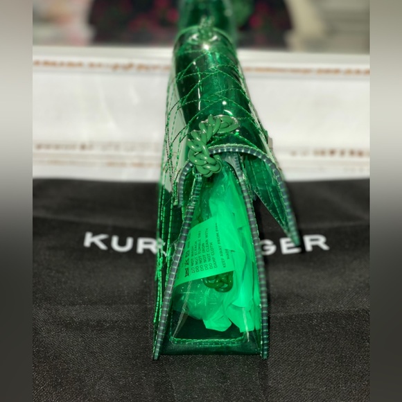 Kurt Geiger London Medium Kensington Green Vinyl Crossbody Bag - Picture 3 of 9